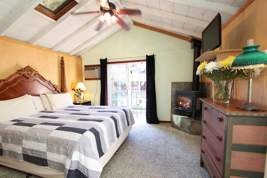 The Woods Hotel - Gay Lgbtq Cabins Guerneville Bilik gambar