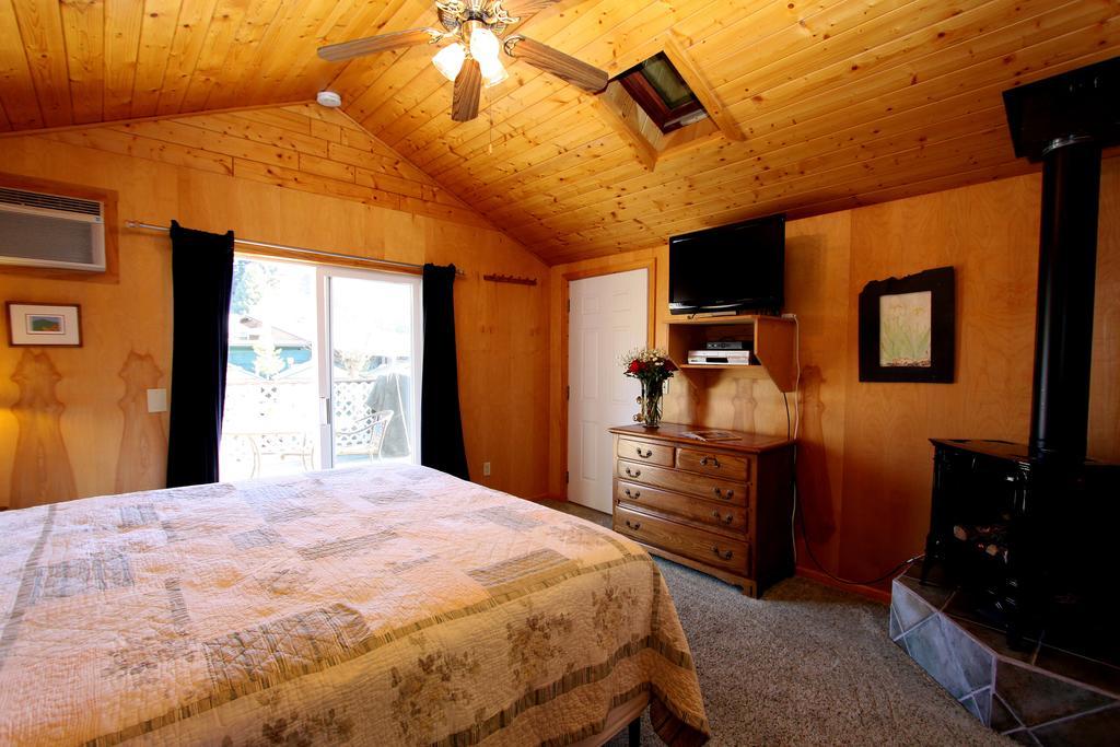 The Woods Hotel - Gay Lgbtq Cabins Guerneville Bilik gambar