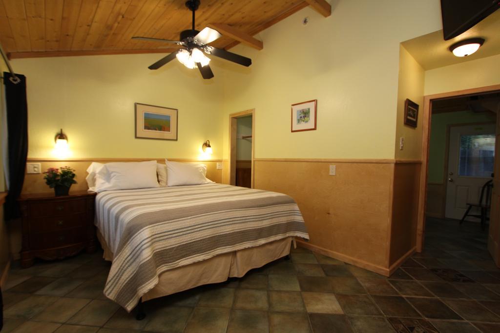The Woods Hotel - Gay Lgbtq Cabins Guerneville Luaran gambar